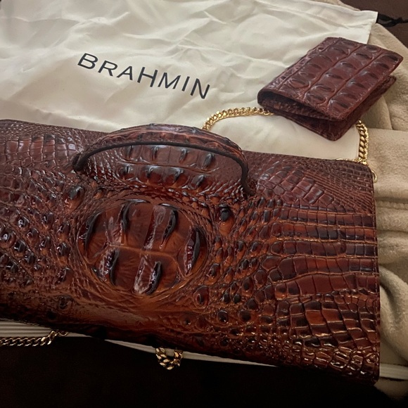 2 piece Brahmin crossbody/clutch and small card wallet Pecan Melbourne - Picture 4 of 10